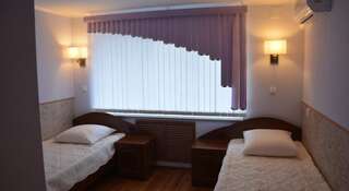 Гостиница Evrasia Сибай Стандартный двухместный номер с 2 отдельными кроватями-1